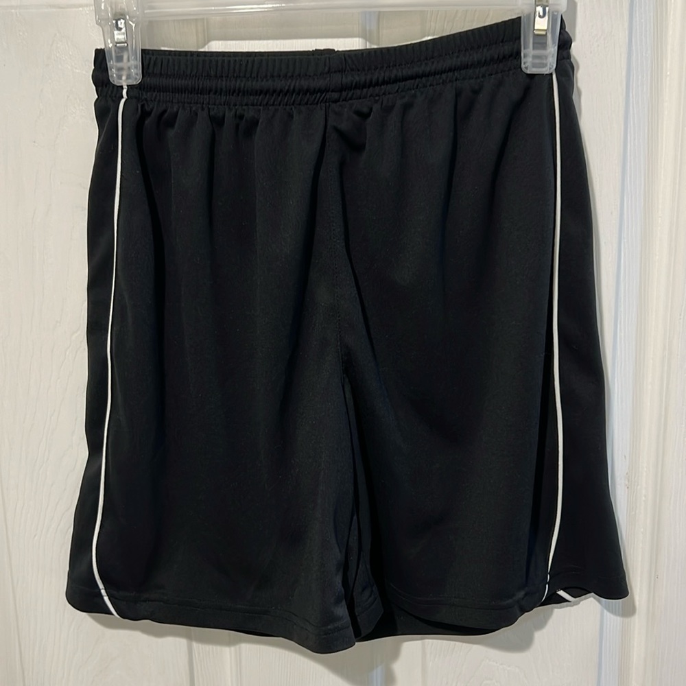 Boys BCG black shorts, size L 14/16
